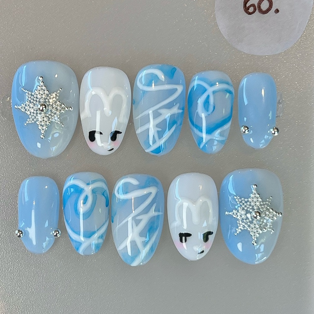 StrayKids STAY in blue / Minho / Leebit press on nails • short round shape